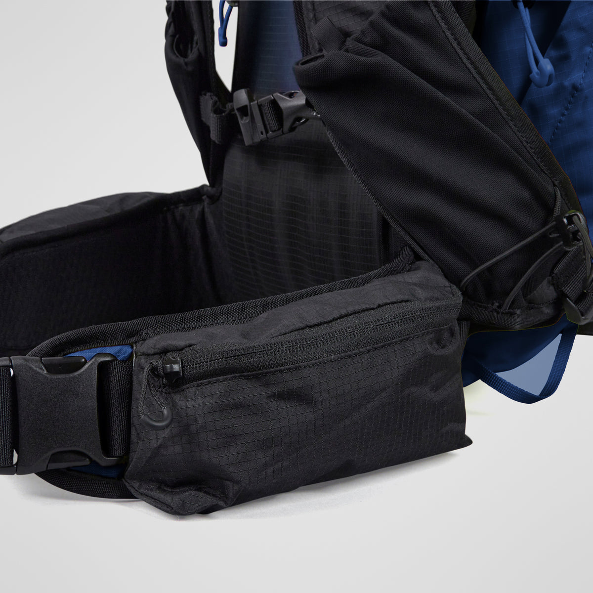 Remote Hike M23 Backpack - Hale Navy