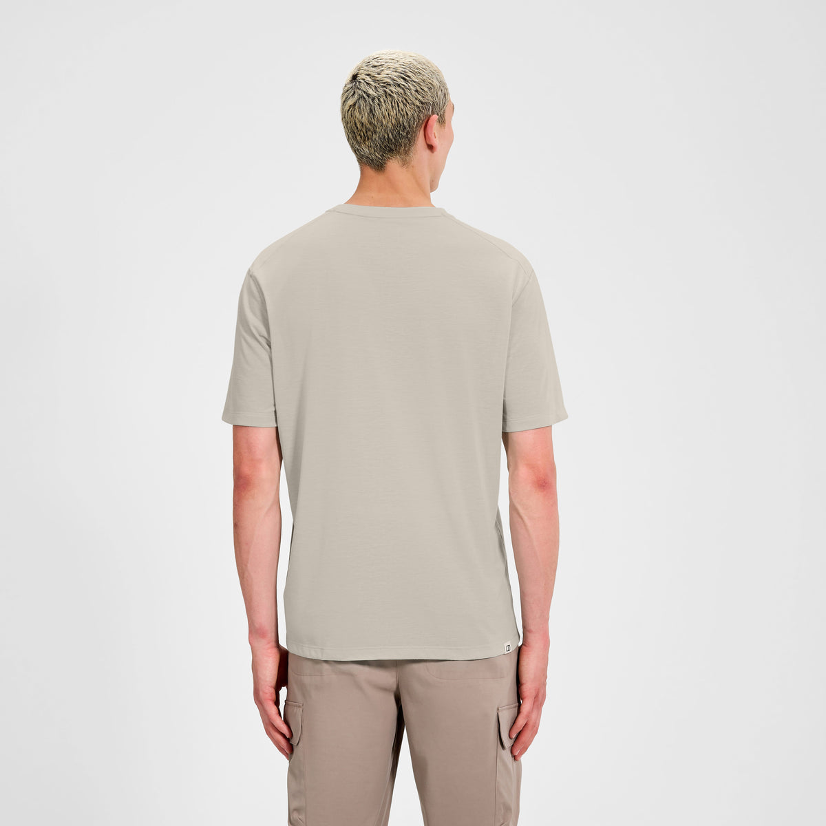 Herren Relaxed Short Sleeves Tech-Shirt – Grau