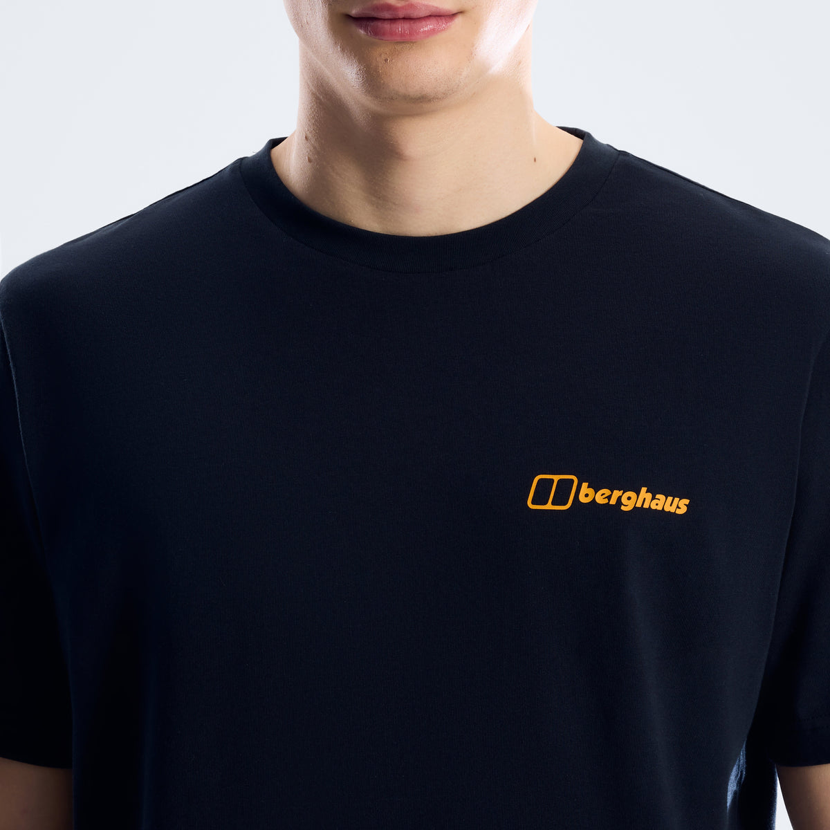 Men's Staticscape Essential Tee - Jet Black