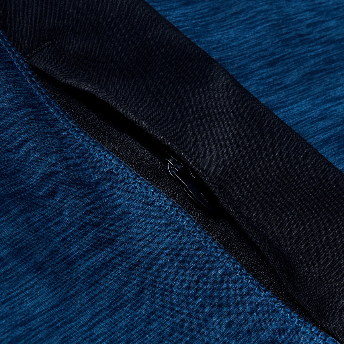 Farndale+ Long Sleeve Half Zip Tech Tee - Jet Black/Hale Navy